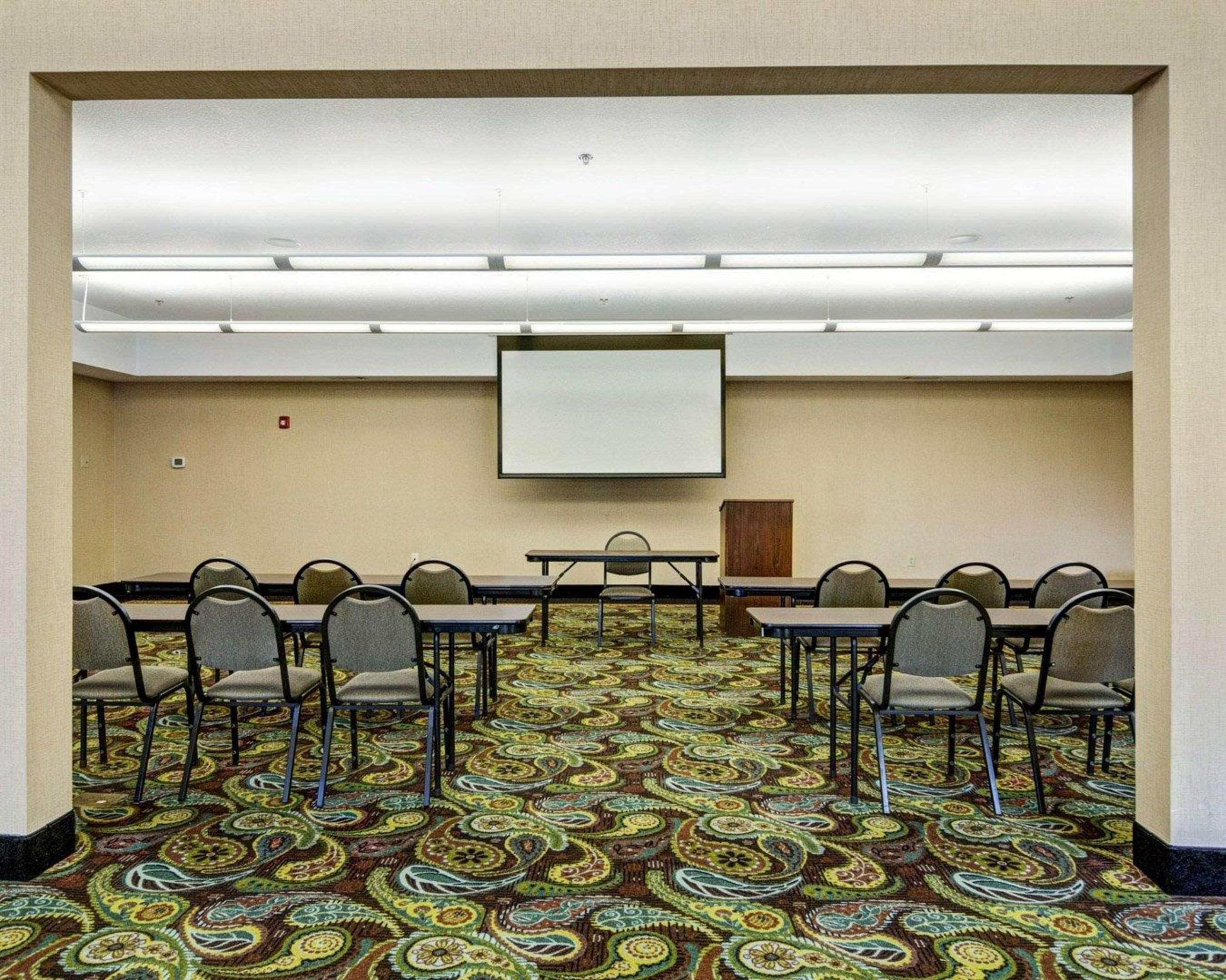 Comfort Suites Near Hot Springs Park Экстерьер фото